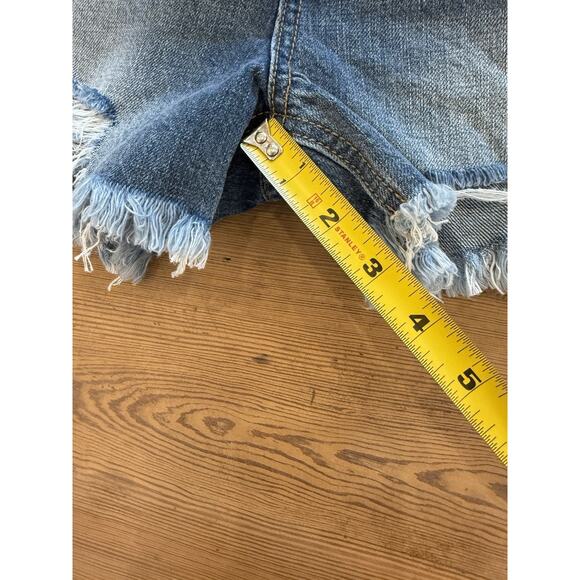 KanCan‎ High Rise Cut Off Shorts 27 - Picture 6 of 6